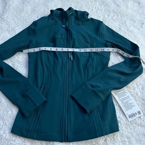 NWT Womens Lululemon Define Nulu Jacket in Forest Green Size 6 Running Workout - Picture 4 of 7